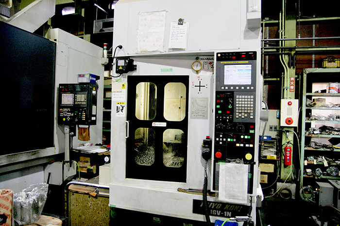 CNC立型内面研削盤　IGV-1N